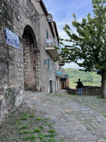 Casa Angolo Cantina Nel Castello Montegiovi Екстериор снимка